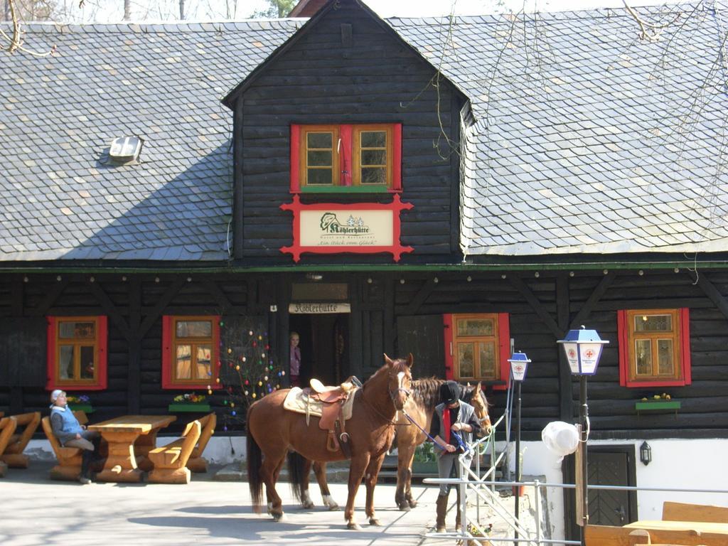 Hotel Und Restaurant Koehlerhuette - Fuerstenbrunn Beierfeld Esterno foto