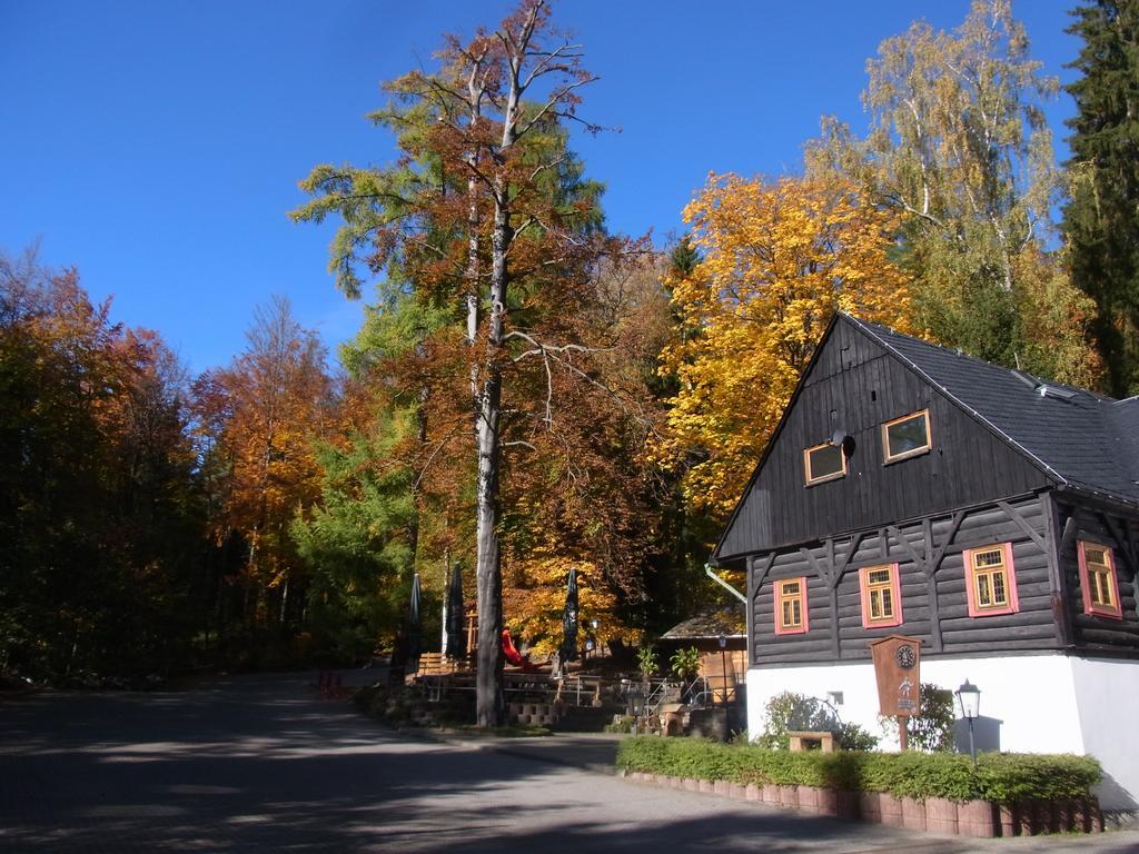 Hotel Und Restaurant Koehlerhuette - Fuerstenbrunn Beierfeld Esterno foto